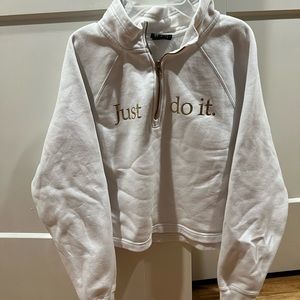 Cropped Zip Up Nike Blazer